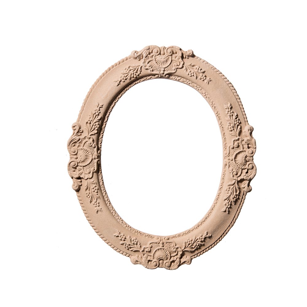 Oval frame ‘barocco’ with four carvings size 26x32x2,5